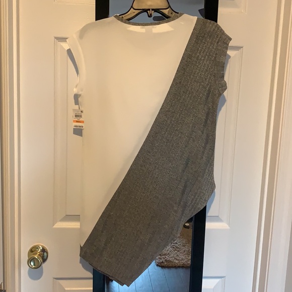 NWT - Bar III asymmetrical top - Picture 2 of 3